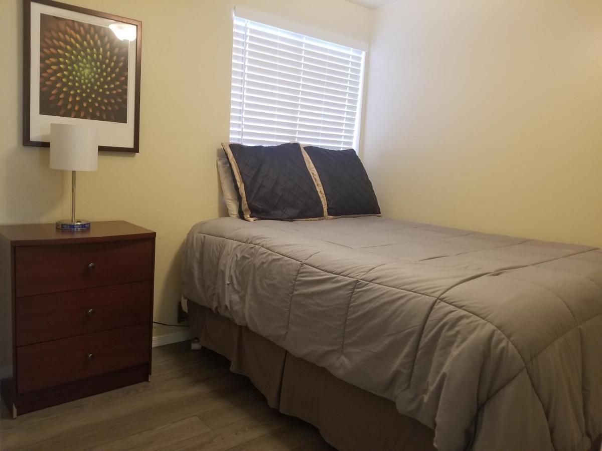 Southwest Tucson Gateway Apartment Bagian luar foto