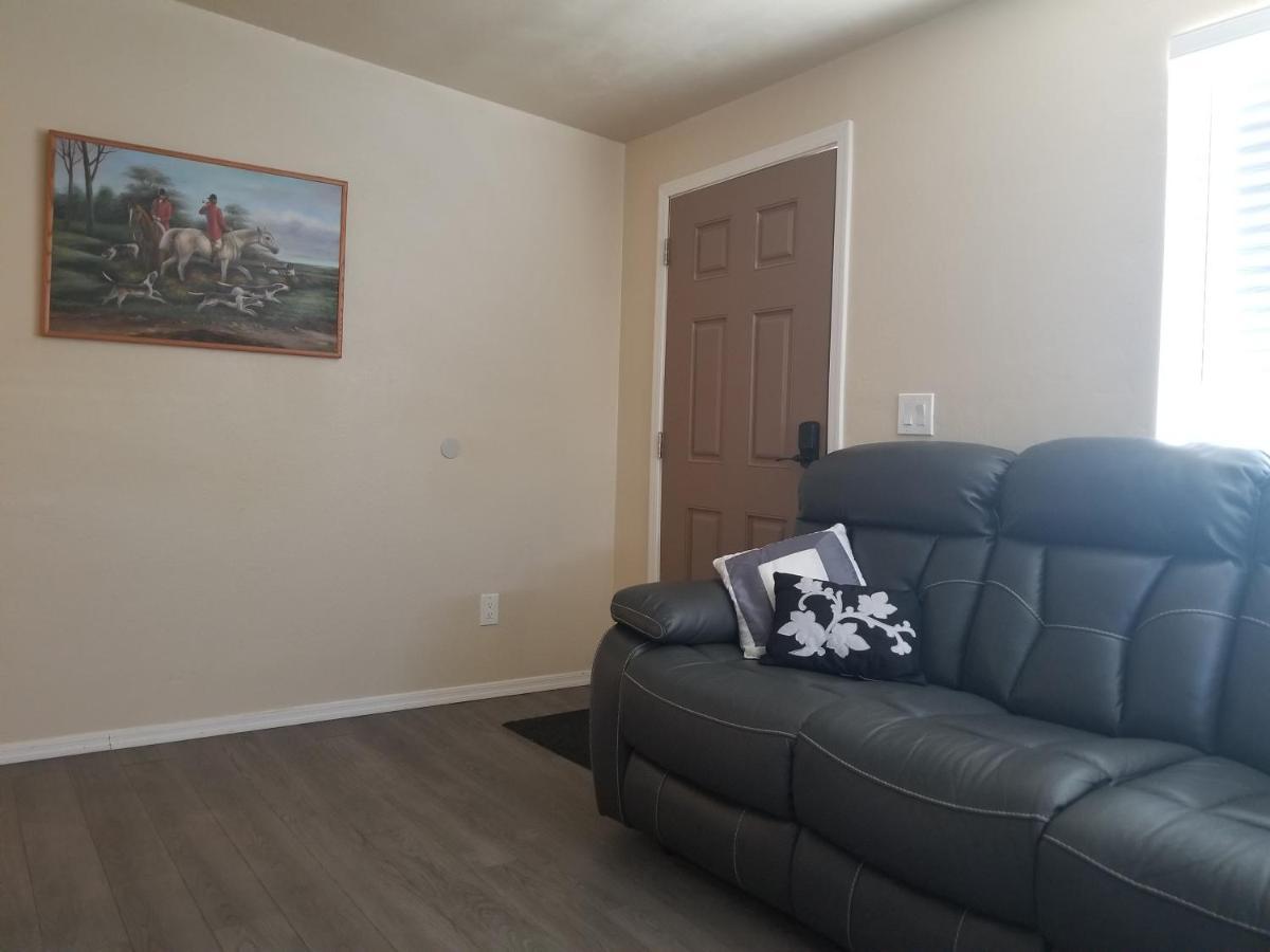 Southwest Tucson Gateway Apartment Bagian luar foto